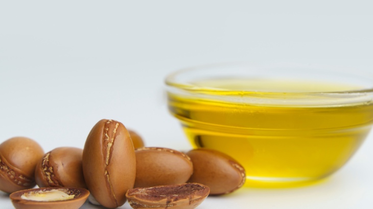 Argan yağı saç bakımı için faydalıdır.